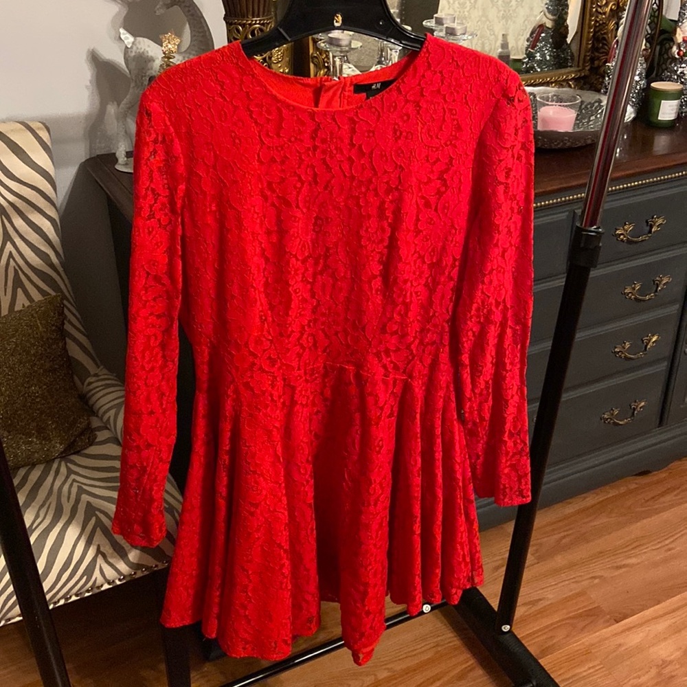 H&M red lace dress